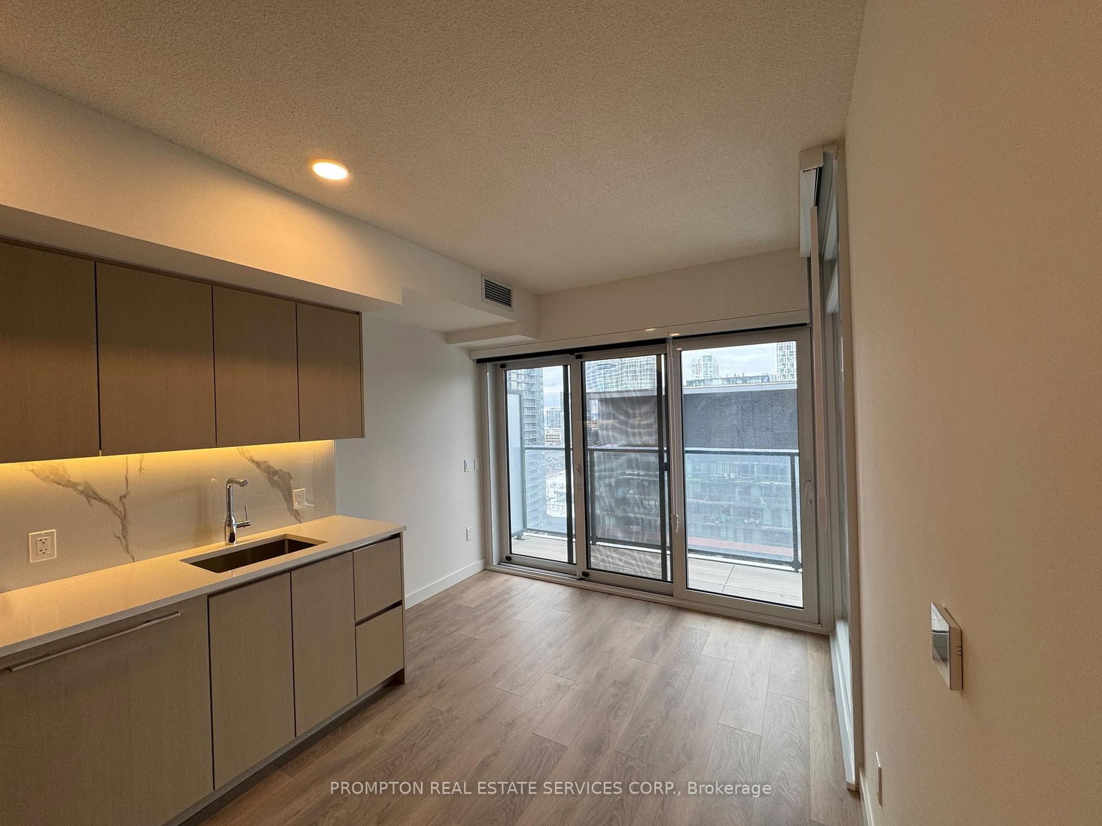 3 CONCORD CITYPLACE Way, Unit 2002 - Photo 6