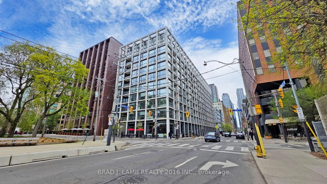 518 - 39 Brant Street W