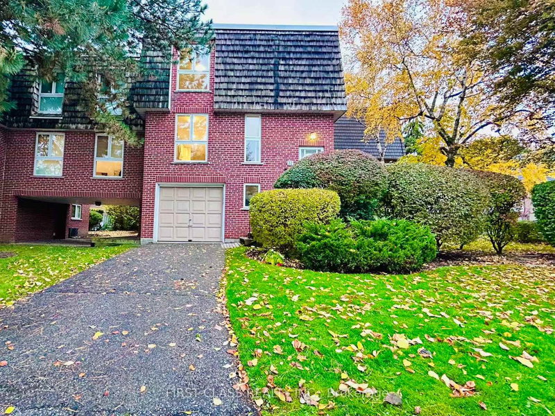 32 Scenic Mill Way, Toronto, M2L 1S5 | Image 2