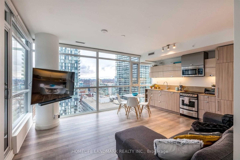 1911 - 290 Adelaide St W, Toronto, M5V 1P6 | Image 2