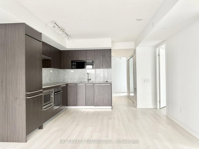 home for lease on 609-70 Queens Wharf Road