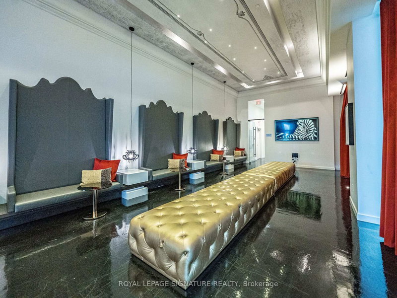 2107 - 197 Yonge St, Toronto, M5B 0C1 | Image 3