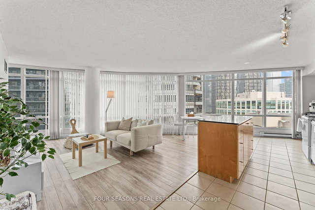 2510 - 361 Front Street W