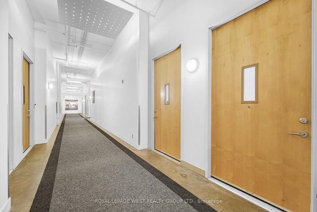 416 - 90 Sumach Street