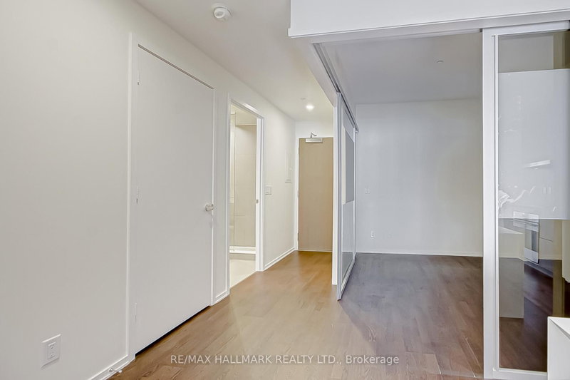 Room1