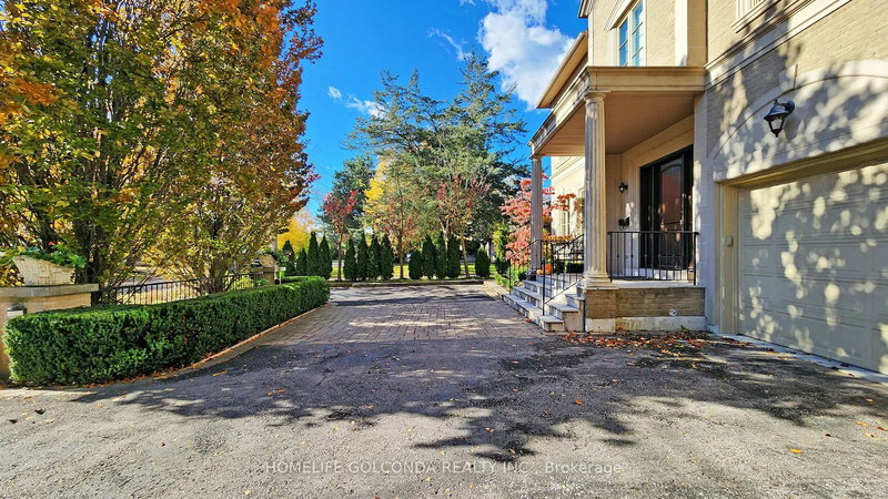 164 Owen Blvd, Toronto, M2P 1G7 | Image 2