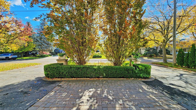 164 Owen Blvd, Toronto, M2P 1G7 | Image 3