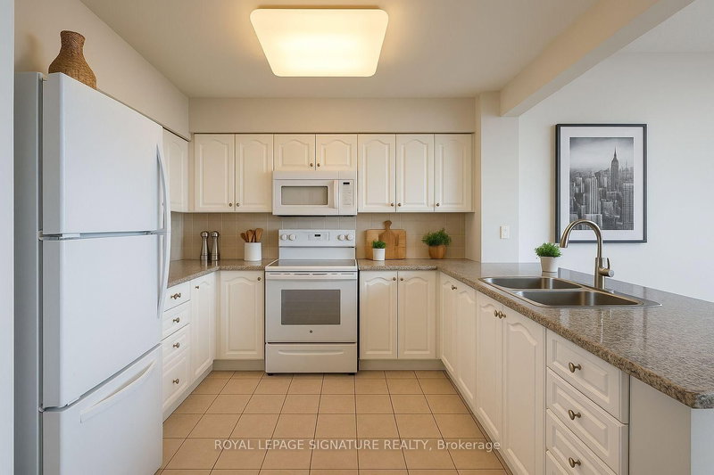 812 - 1720 Eglinton Ave E, Toronto, M4A 2X8 | Image 2