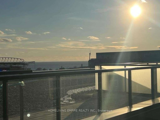 904 - 135 East Liberty Street