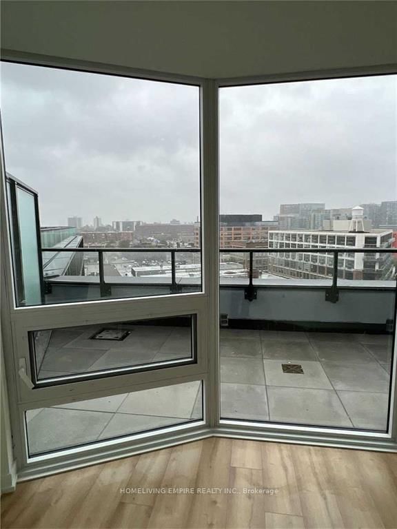 904 - 135 East Liberty Street