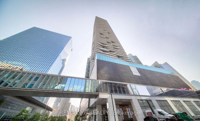 3504 - 100 Harbour Street