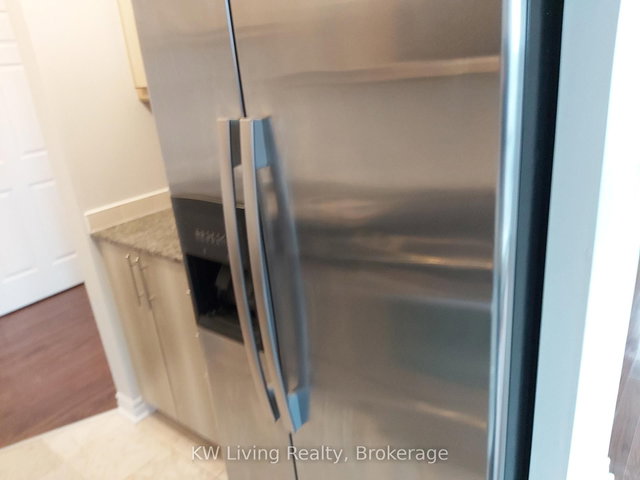 1203 - 18 Holmes Avenue