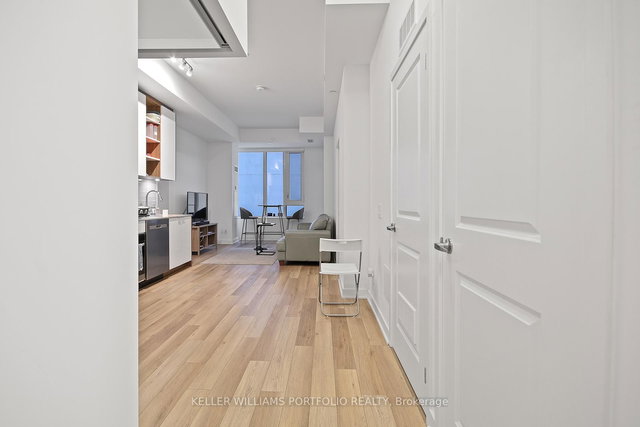 223 - 543 Richmond Street W