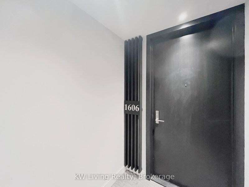 1606 - 81 Wellesley St E, Toronto, M4Y 0C5 | Image 2