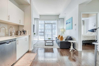Unit 951 — 460 Adelaide Street E — more photos