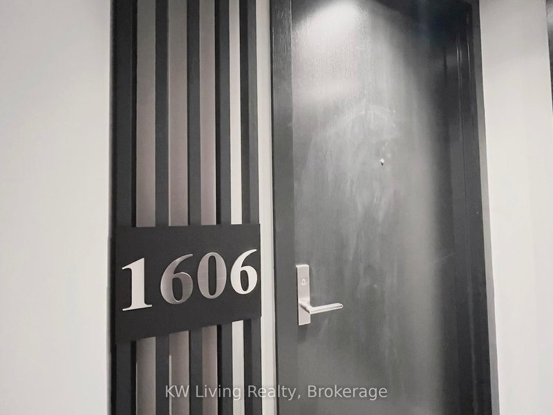 1606 - 81 Wellesley St E, Toronto, M4Y 0C5 | Image 2