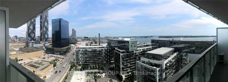 1810 - 15 Queens Quay E