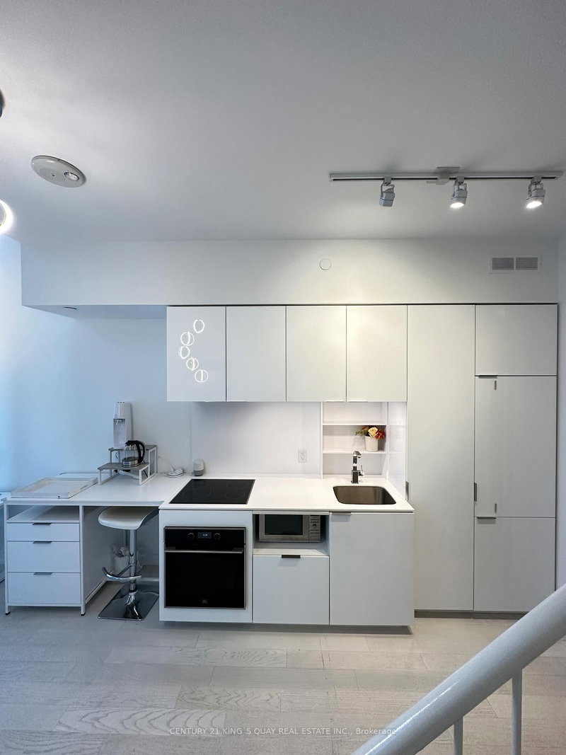 719 - 77 SHUTER St, Toronto, M5B 0B8 | Image 2