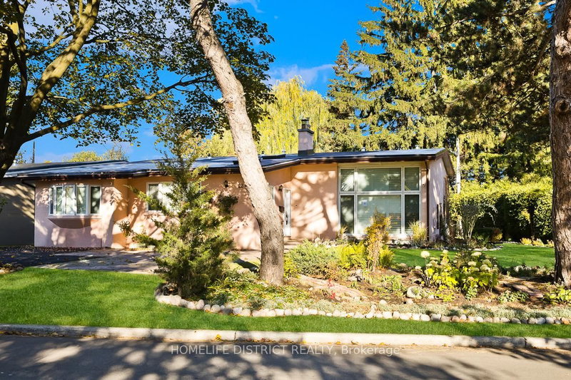 22 Greenland Rd, Toronto, M3C 1N2 | Image 3