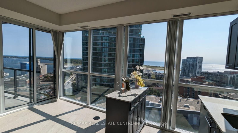 2311 - 20 Bruyeres Mews, Toronto, M5V 0G8 | Image 3