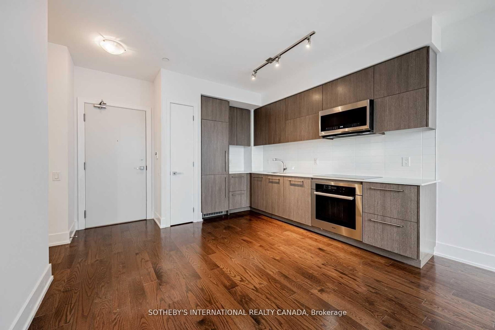 170 Avenue Road, Unit 1104 - Photo 5