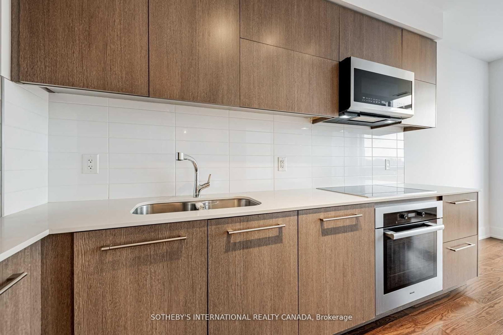 170 Avenue Road, Unit 1104 - Photo 7