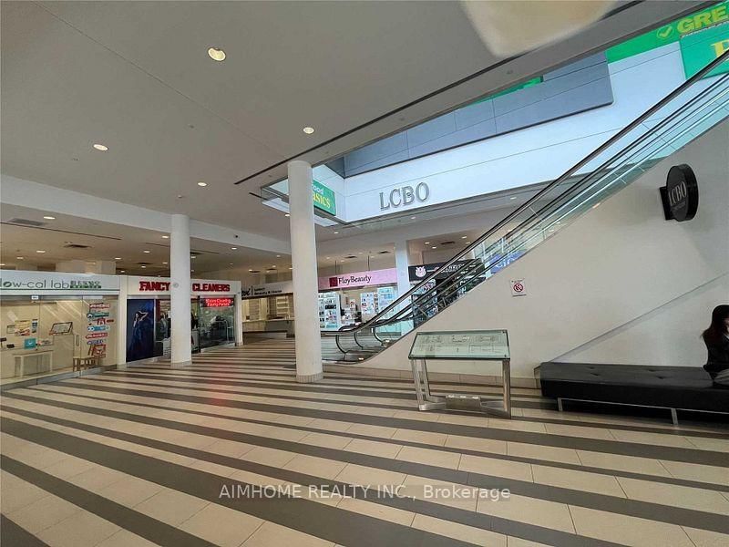 147 - 4750 Yonge St, Toronto, M2N 5M6 | Image 2