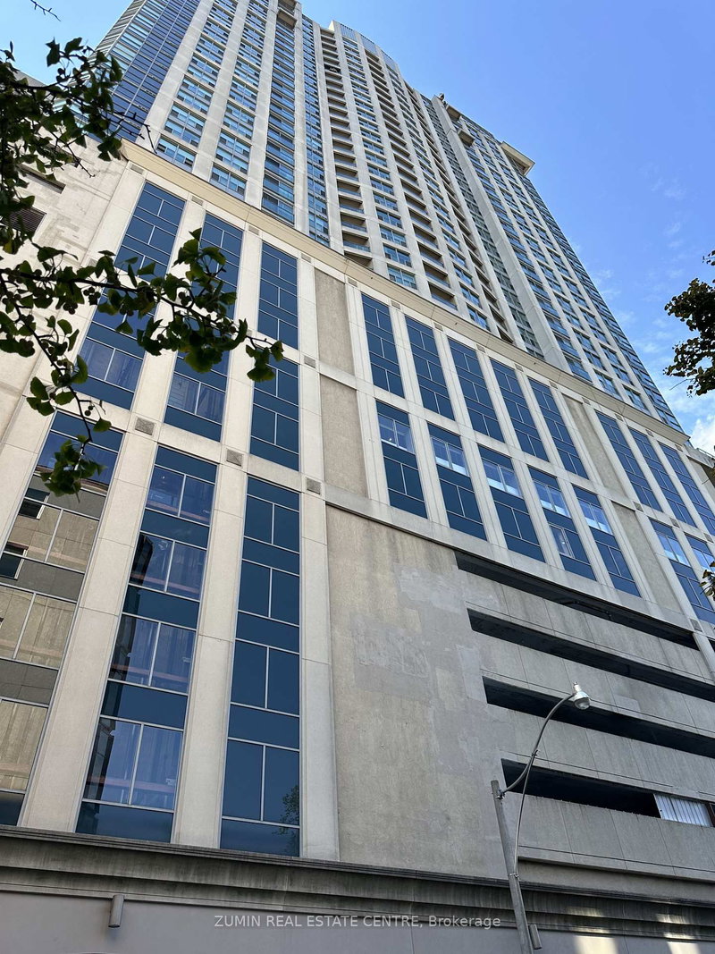 2116 - 8 Park Rd, Toronto, M4W 3S5 | Image 2