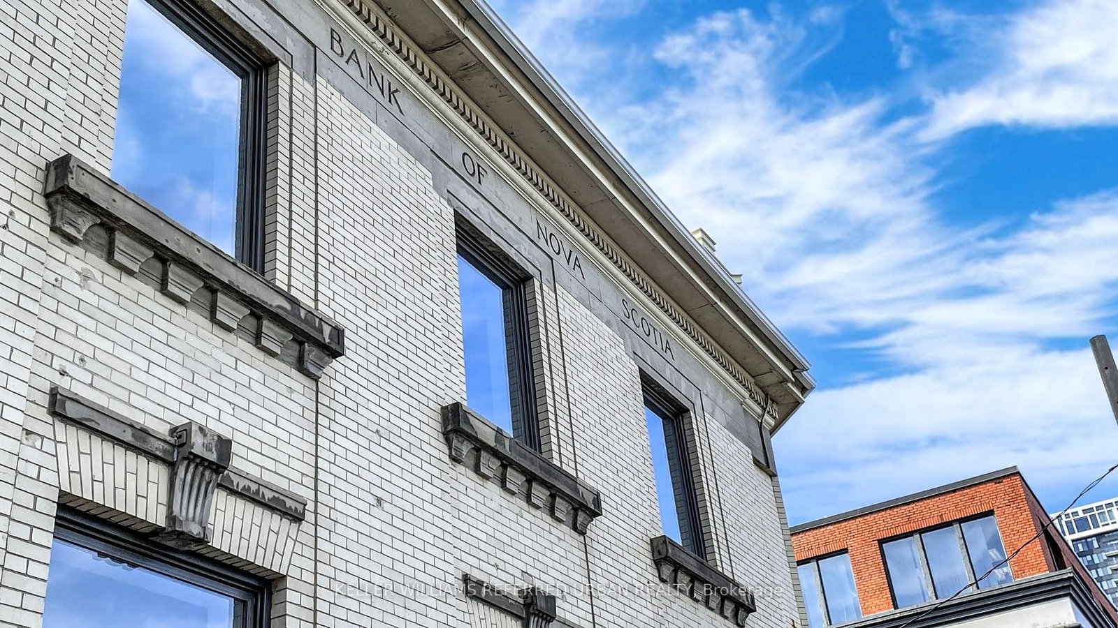 541 Queen Street E, Unit Upper - Photo 2