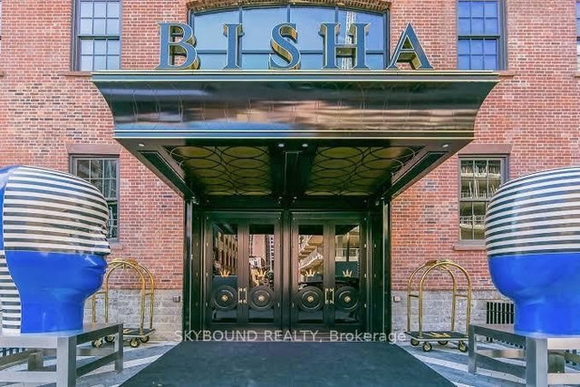 2704 - 88 Blue Jays Way