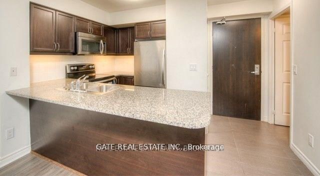 3309 - 19 Grand Trunk Cres, Toronto, M5J 3A3 | Image 3