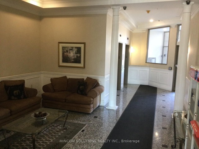 507 - 555 Wilson Heights Boulevard