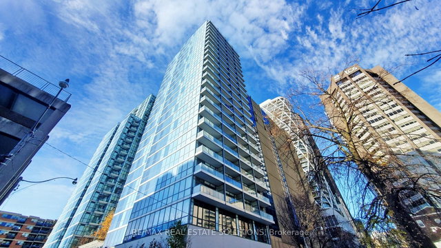 1303 - 210 Simcoe Street