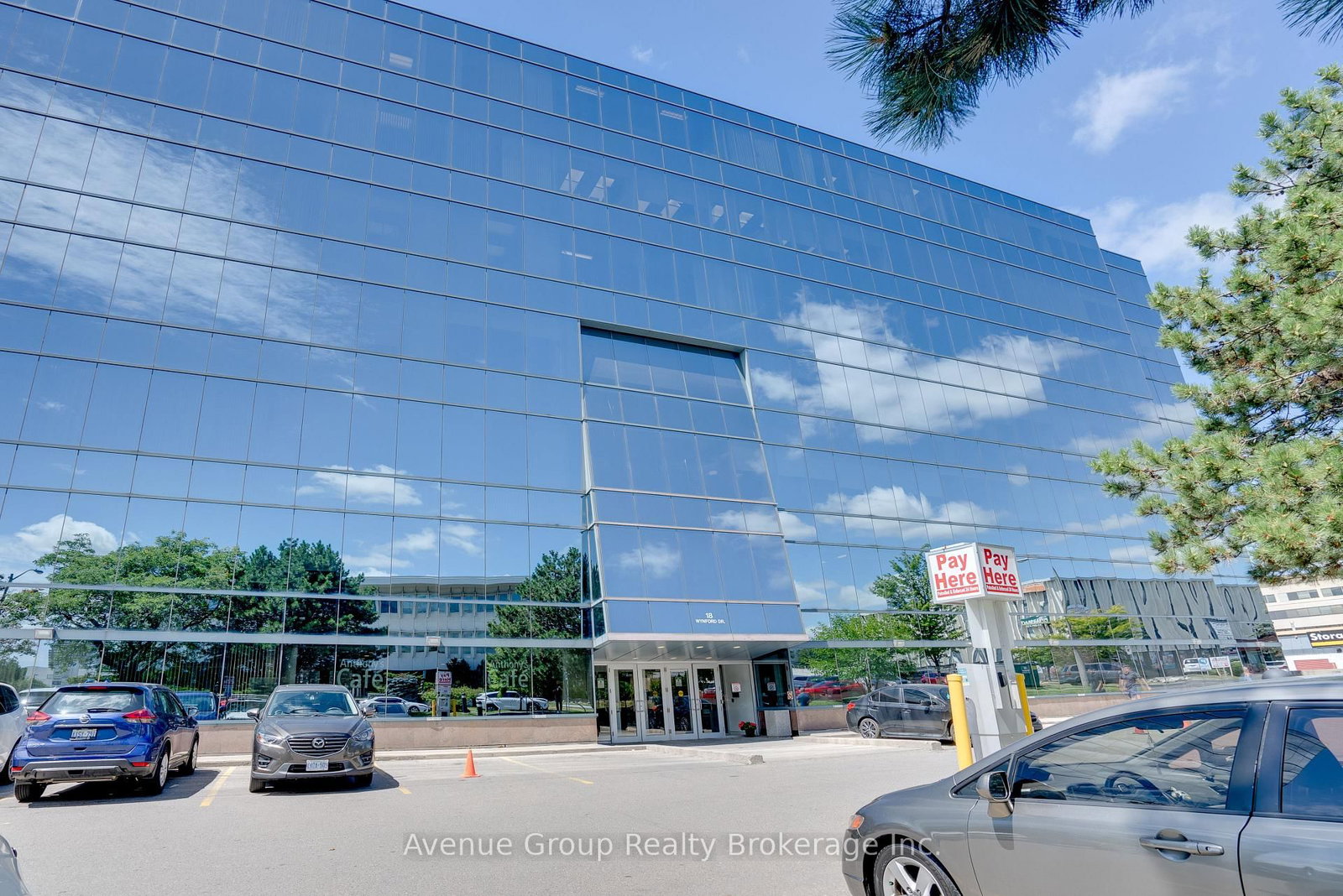 18 Wynford Drive, Unit 313 - Photo 3