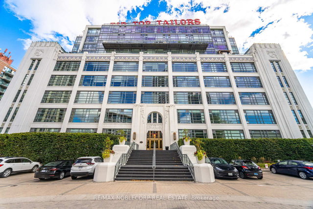 228 - 637 Lake Shore Boulevard W