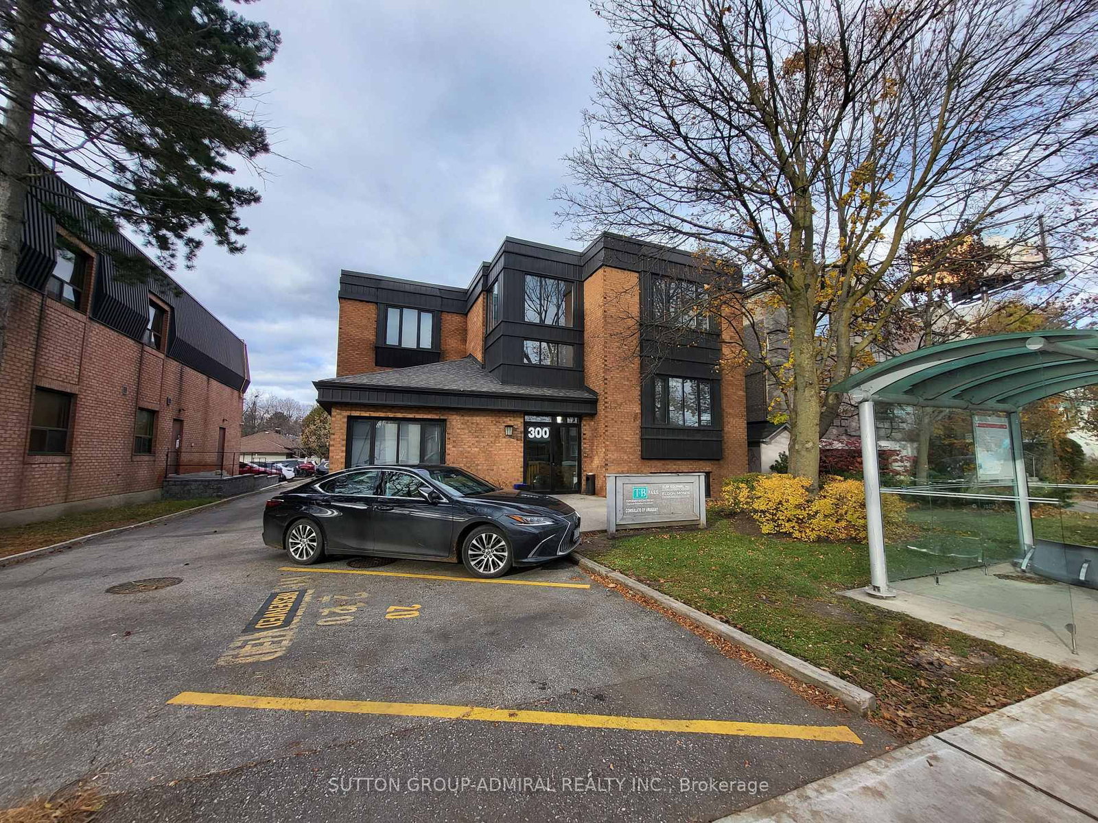 300 Sheppard Avenue W, Unit 100 - Photo 11