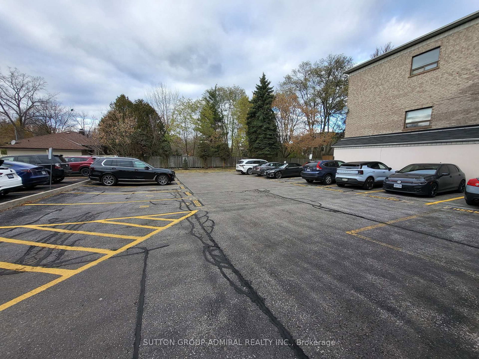 300 Sheppard Avenue W, Unit 100 - Photo 14