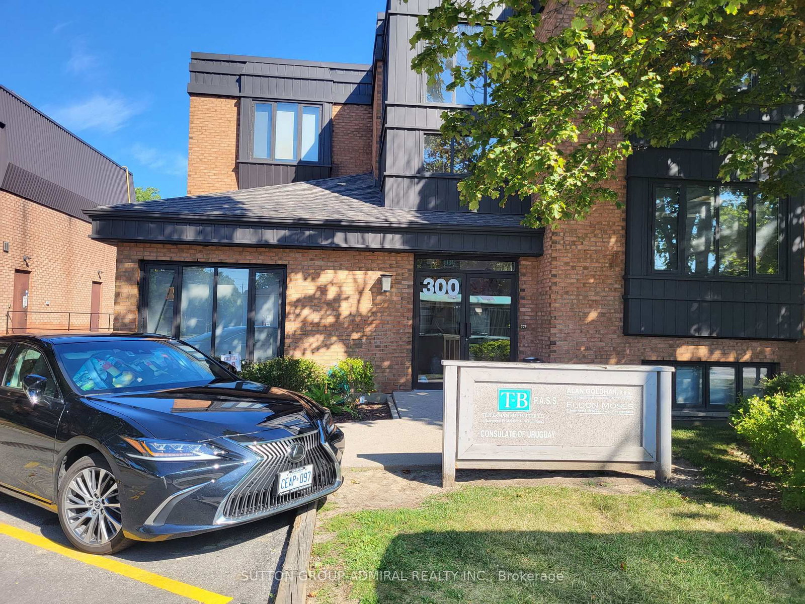 300 Sheppard Avenue W, Unit 100 - Photo 16