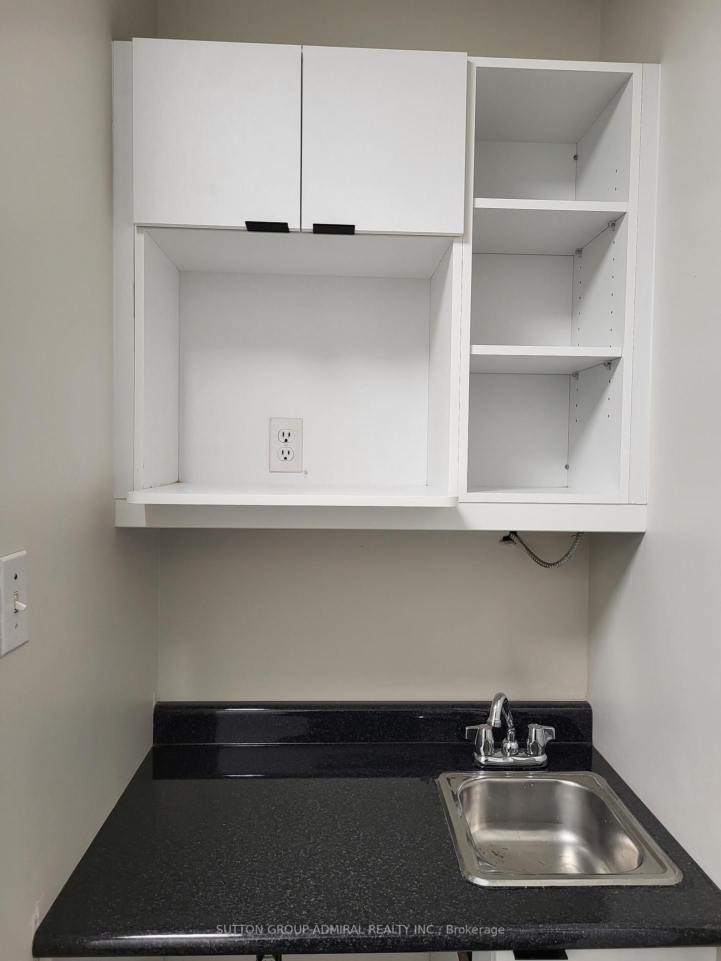 300 Sheppard Avenue W, Unit 100 - Photo 5