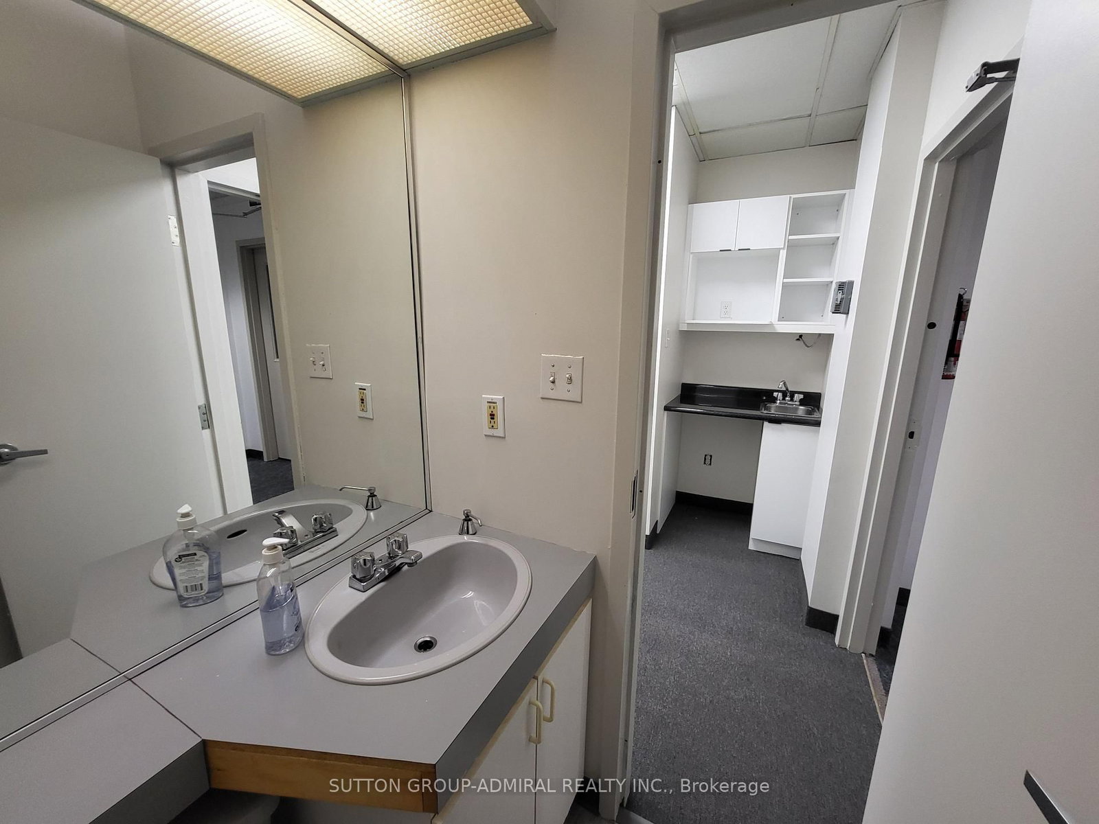 300 Sheppard Avenue W, Unit 100 - Photo 7