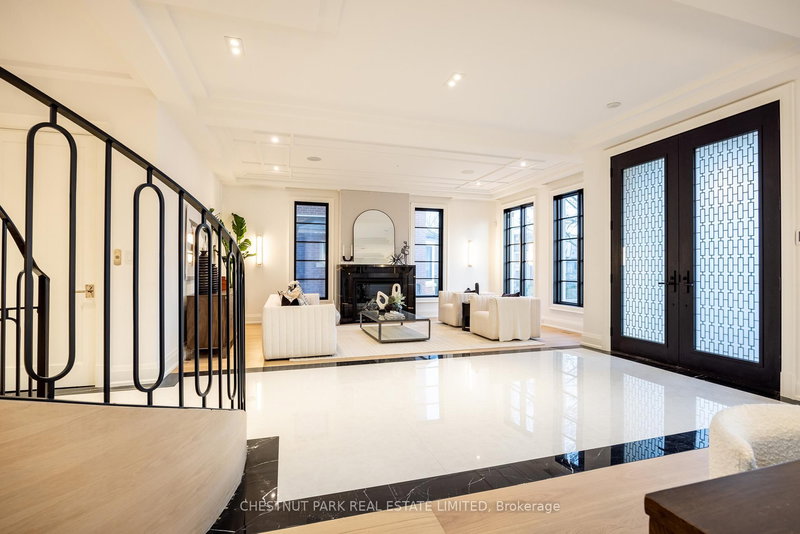 36 Ava Rd, Toronto, M5P 1Y4 | Image 3