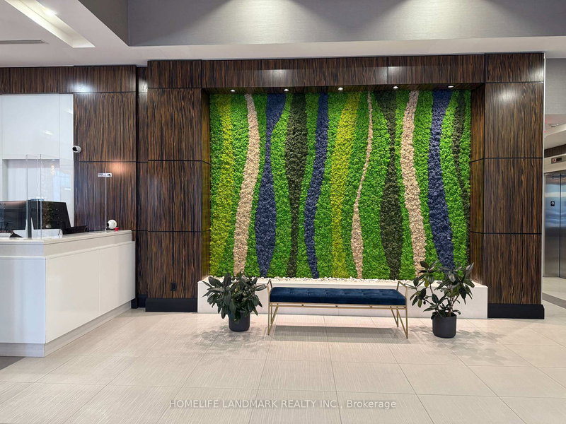 705 - 19 Grand Trunk Cres, Toronto, M5J 3A3 | Image 2