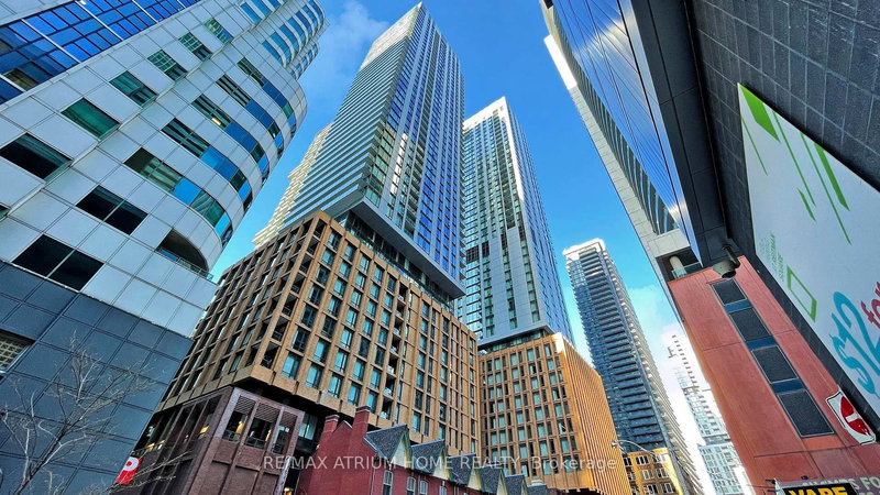 3703 - 8 Widmer St, Toronto, M5V 0W6 | Image 2