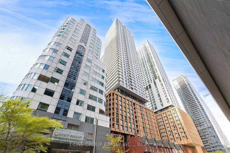 808 - 8 WIDMER St, Toronto, M5V 2E7 | Image 2