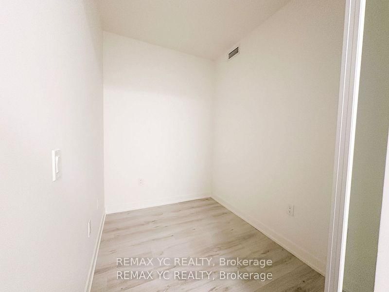 Room2