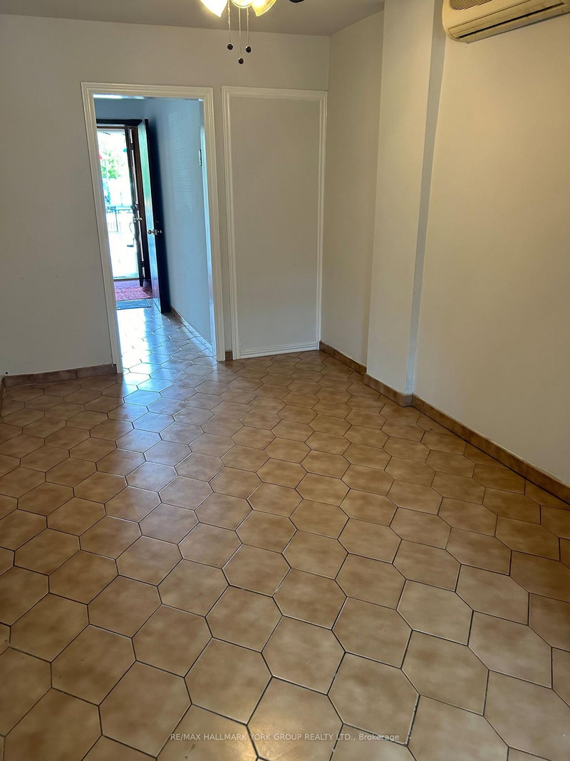 Main Fl - 472 Winona Dr, Toronto, M6C 3T7 | Image 2