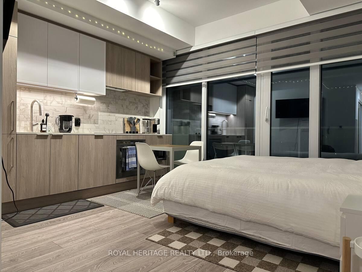 2020 Bathurst Street, Unit 711 - Photo 16