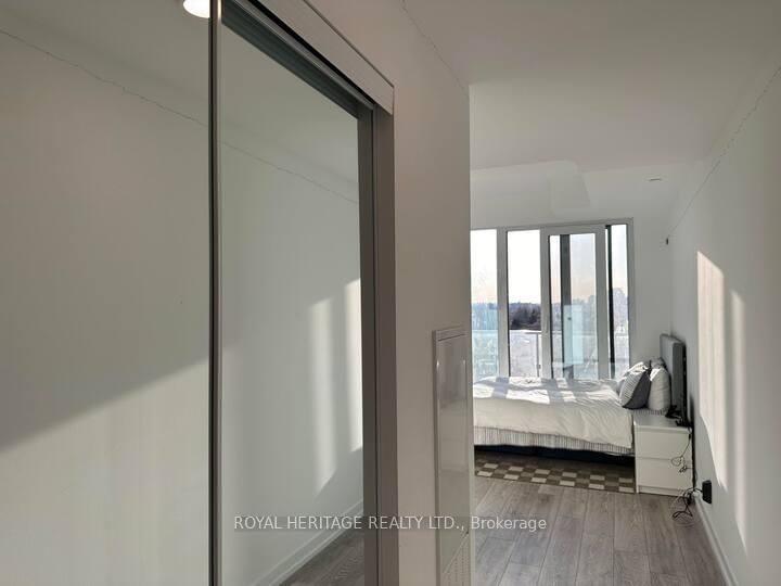 2020 Bathurst Street, Unit 711 - Photo 2