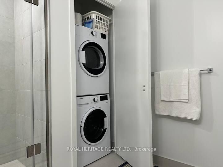 2020 Bathurst Street, Unit 711 - Photo 34