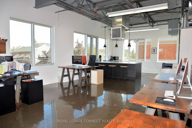 208 - 41 Industrial St, Toronto, M4G 2H5 | Image 3